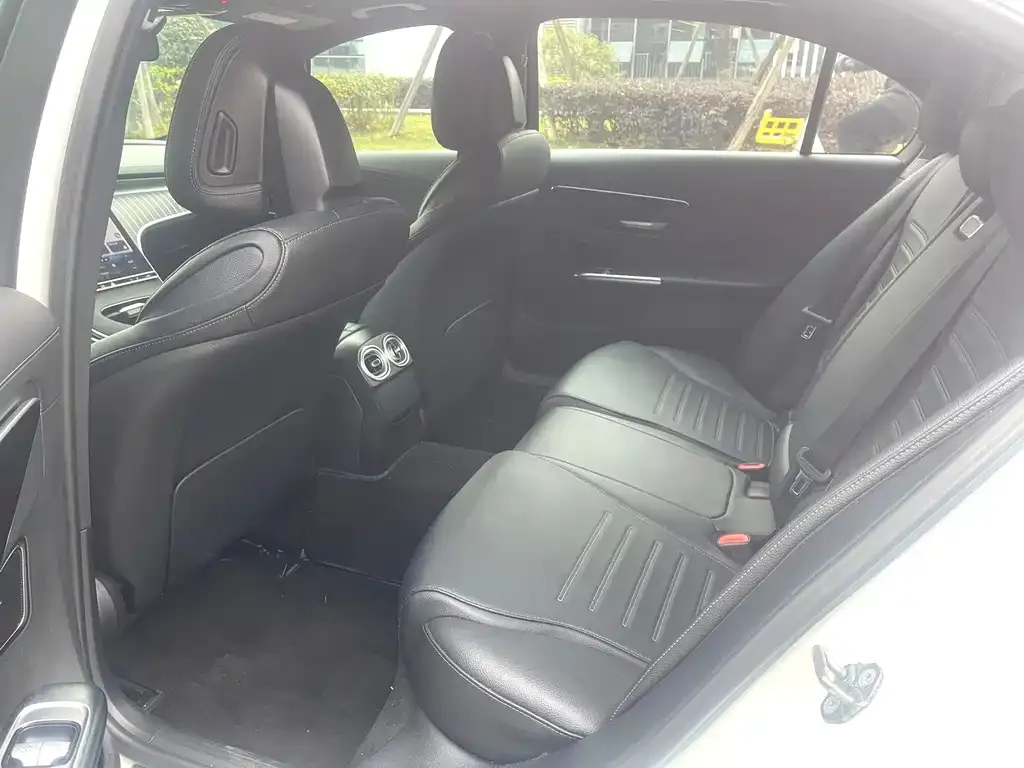 Mercedes-Benz C-Class 2023 из CN, фото 3