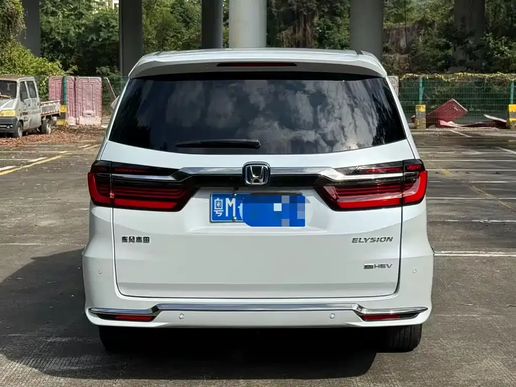 Honda Elysion 2024 из CN, фото 8