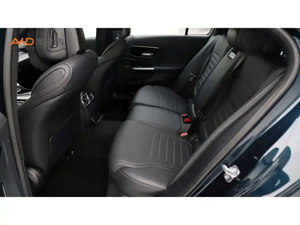 Mercedes-Benz C-Class 2024 из CN, фото 6
