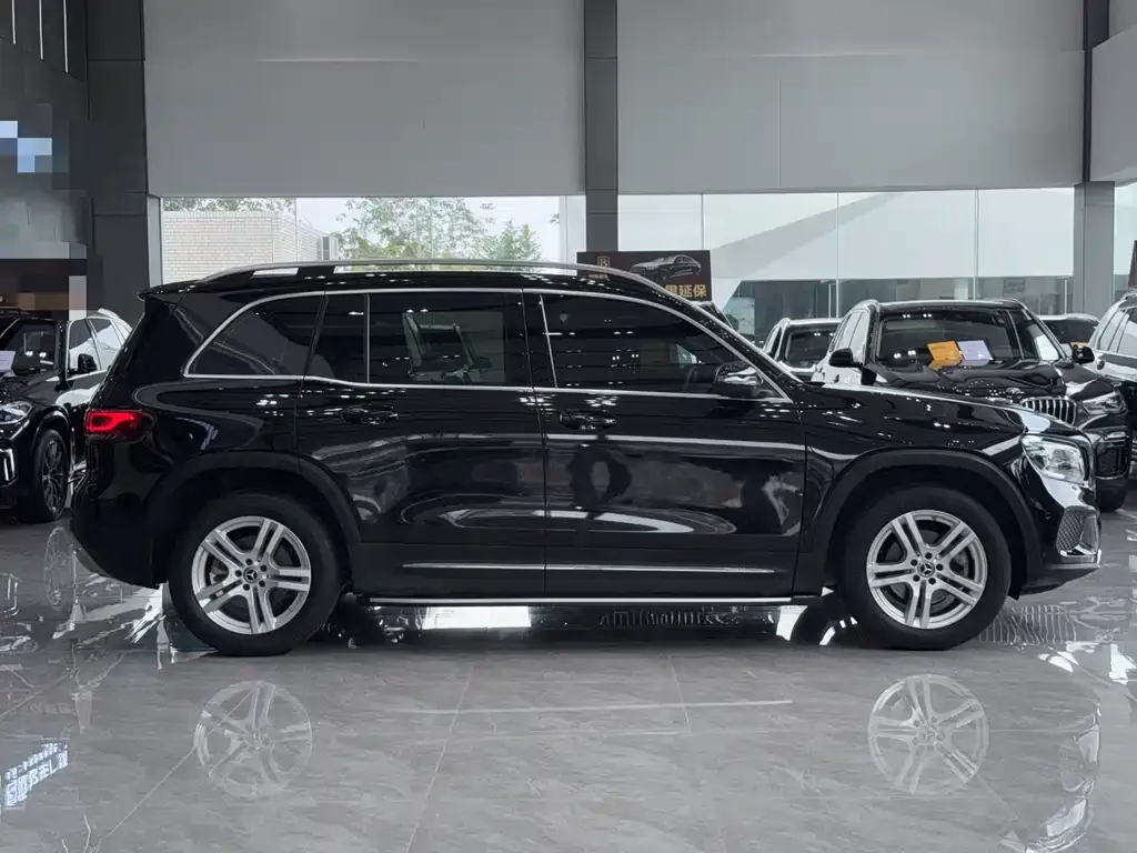 Mercedes-Benz GLB 2023 из CN, фото 2