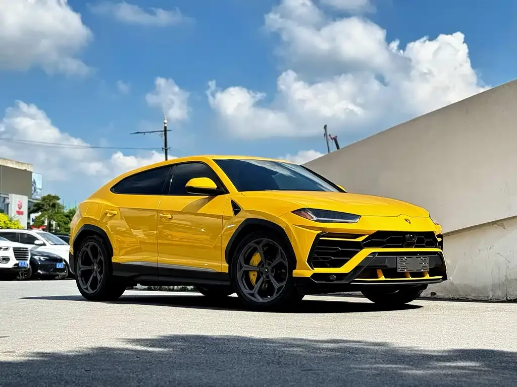 Lamborghini Urus 2023 из CN, фото 3