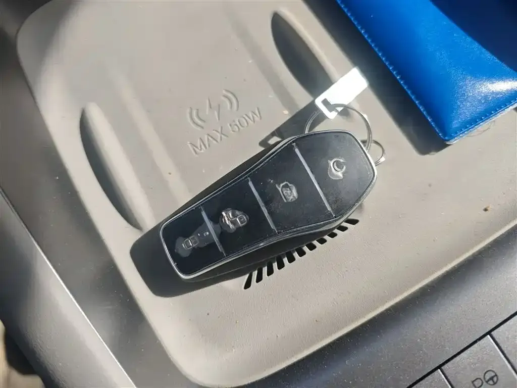 BYD Hiace 06 2025 из CN, фото 6