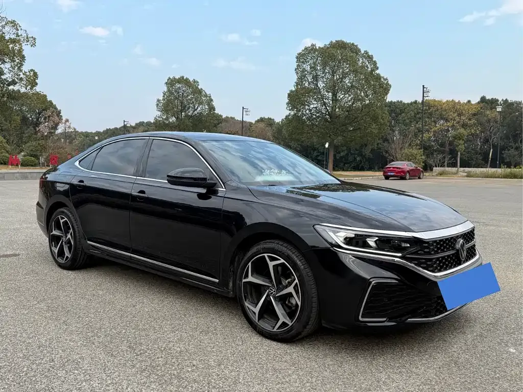 Volkswagen Passat 2024 из CN, фото 2