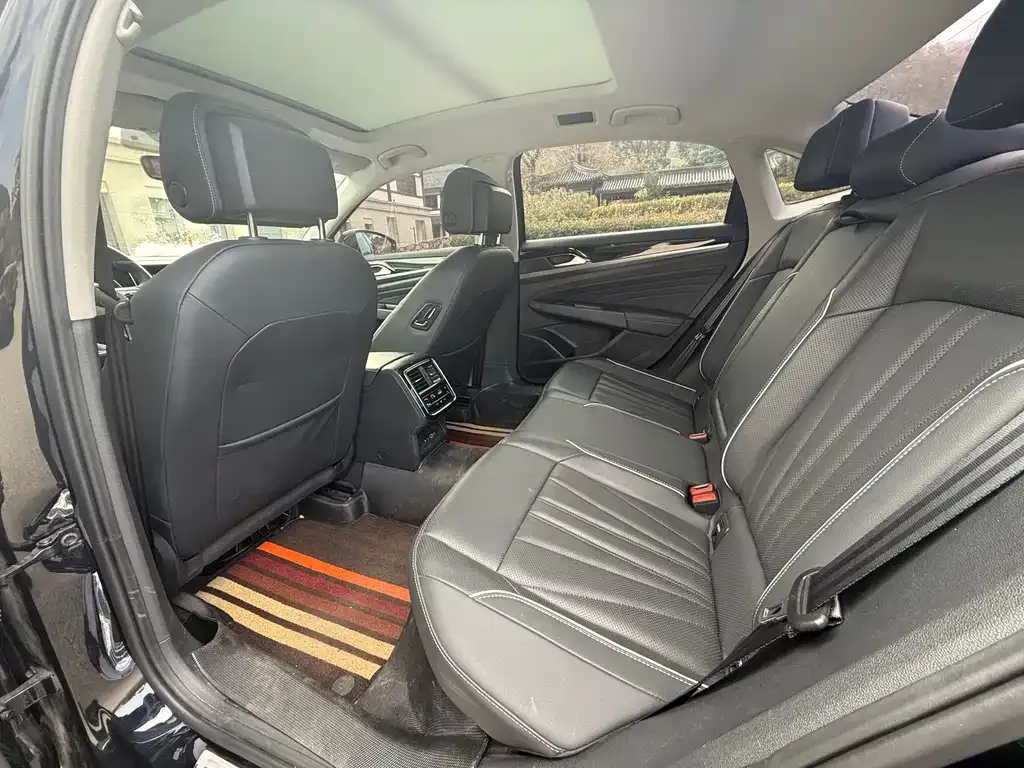 Volkswagen Passat 2024 из CN, фото 8
