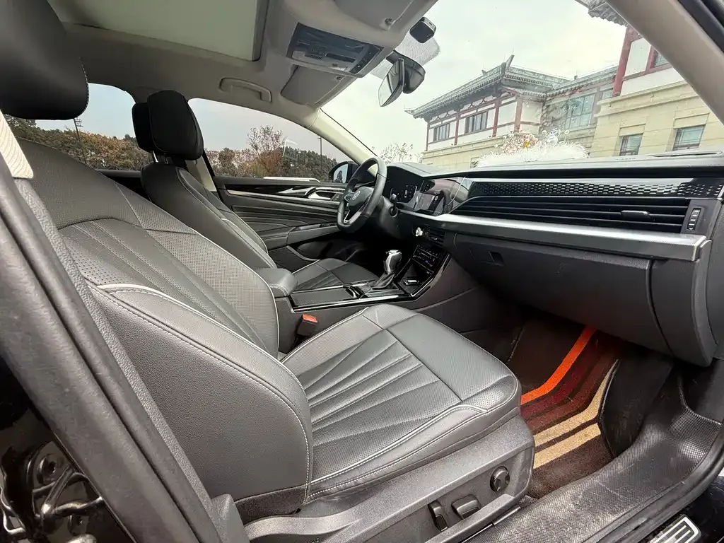 Volkswagen Passat 2024 из CN, фото 9