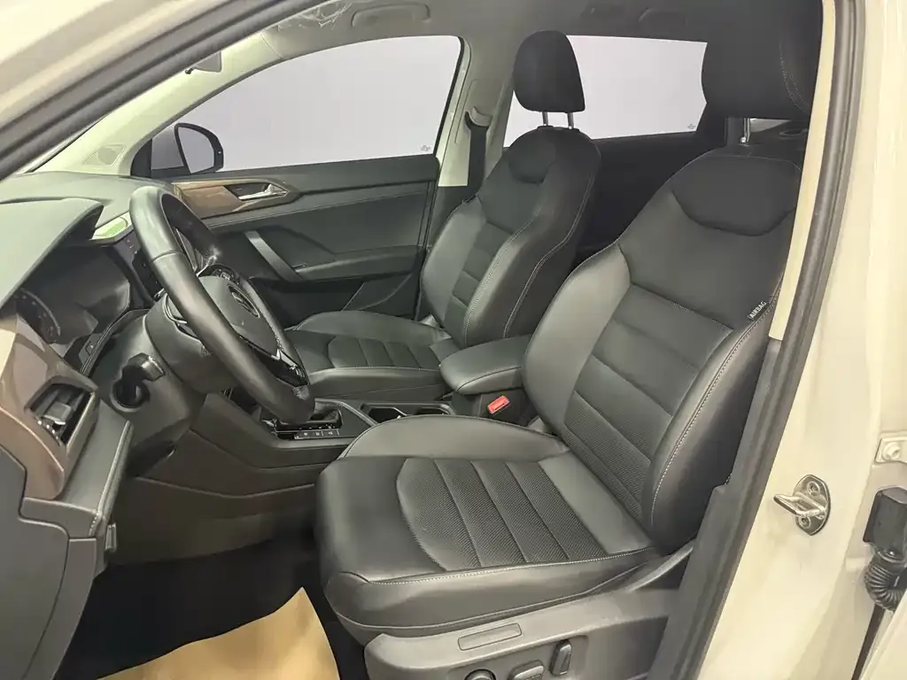 Volkswagen Tharu 2021 из CN, фото 3
