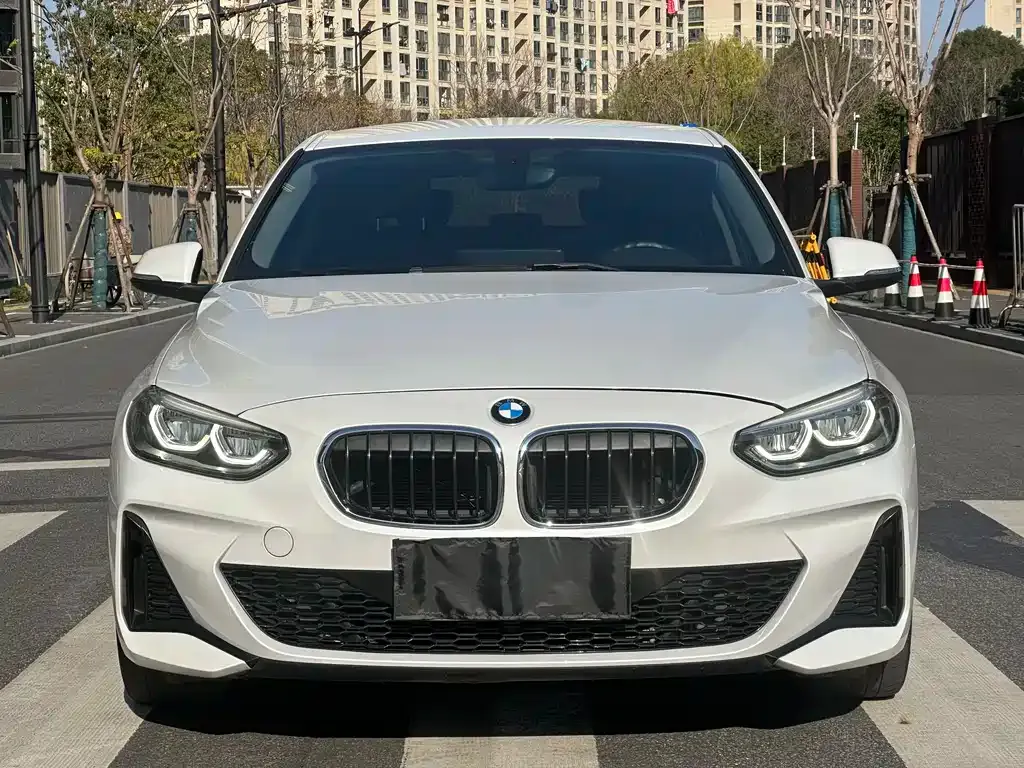 BMW 1 Series 2022 из CN, фото 7