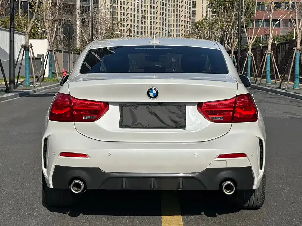 BMW 1 Series 2022 из CN, фото 6