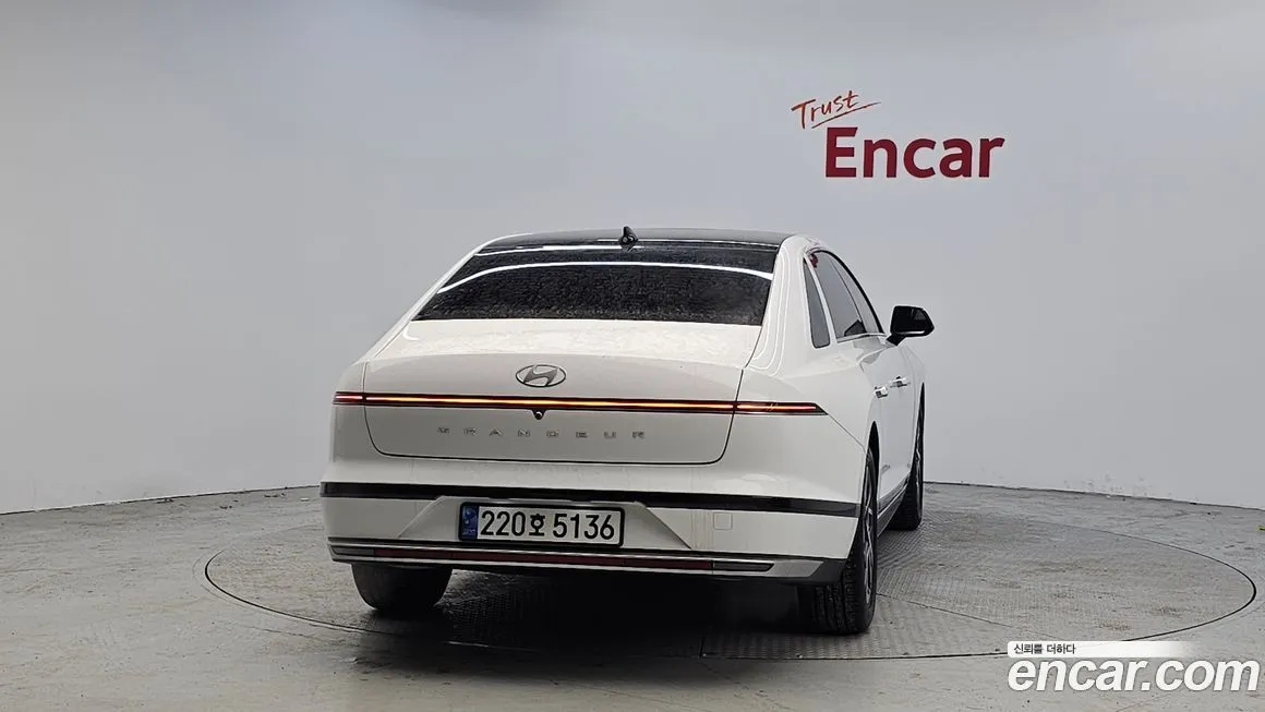 Hyundai Grandeur 2023 из KR, фото 2
