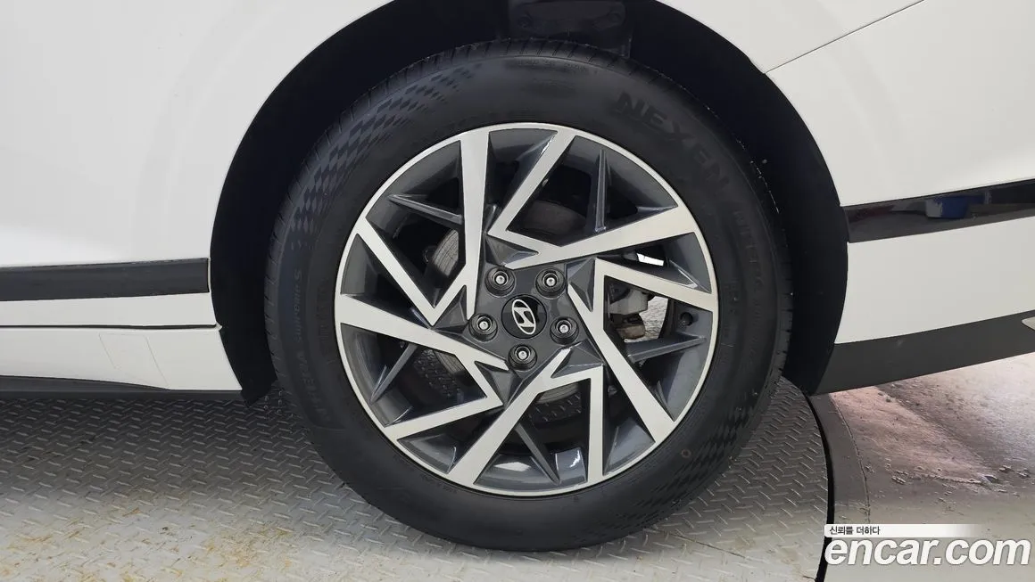 Hyundai Grandeur 2023 из KR, фото 6