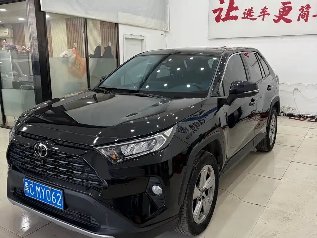 Toyota RAV4 2022 из CN, фото 4