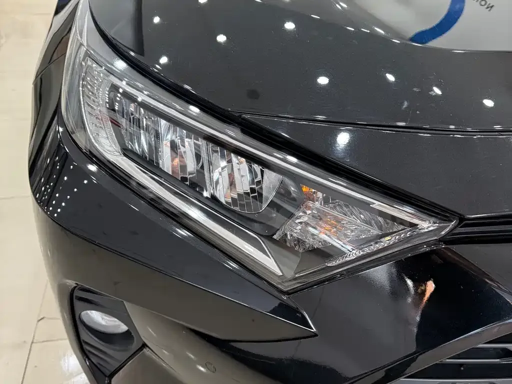 Toyota RAV4 2022 из CN, фото 10
