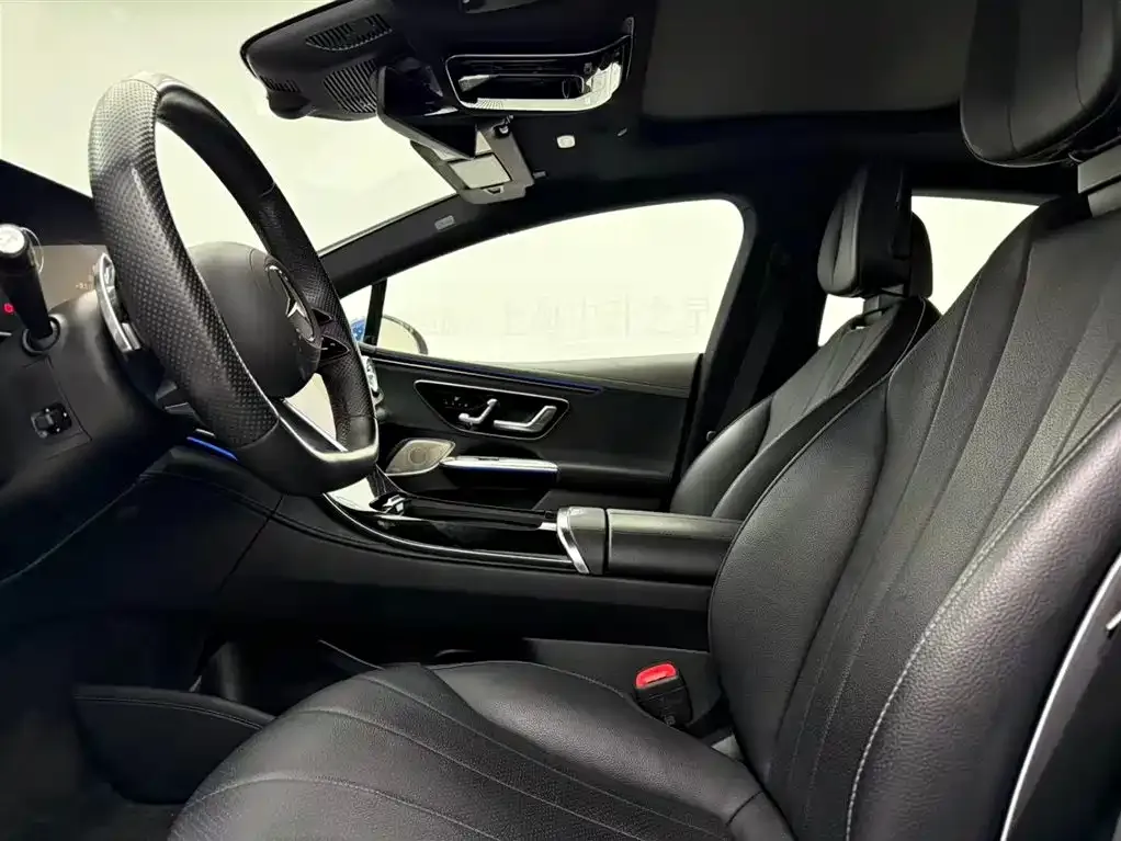 Mercedes-Benz EQE 2023 из CN, фото 4