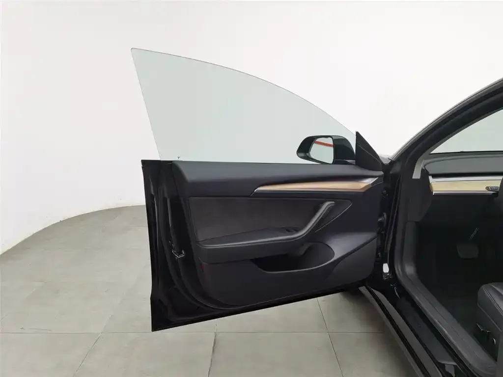Tesla Model 3 2023 из CN, фото 8
