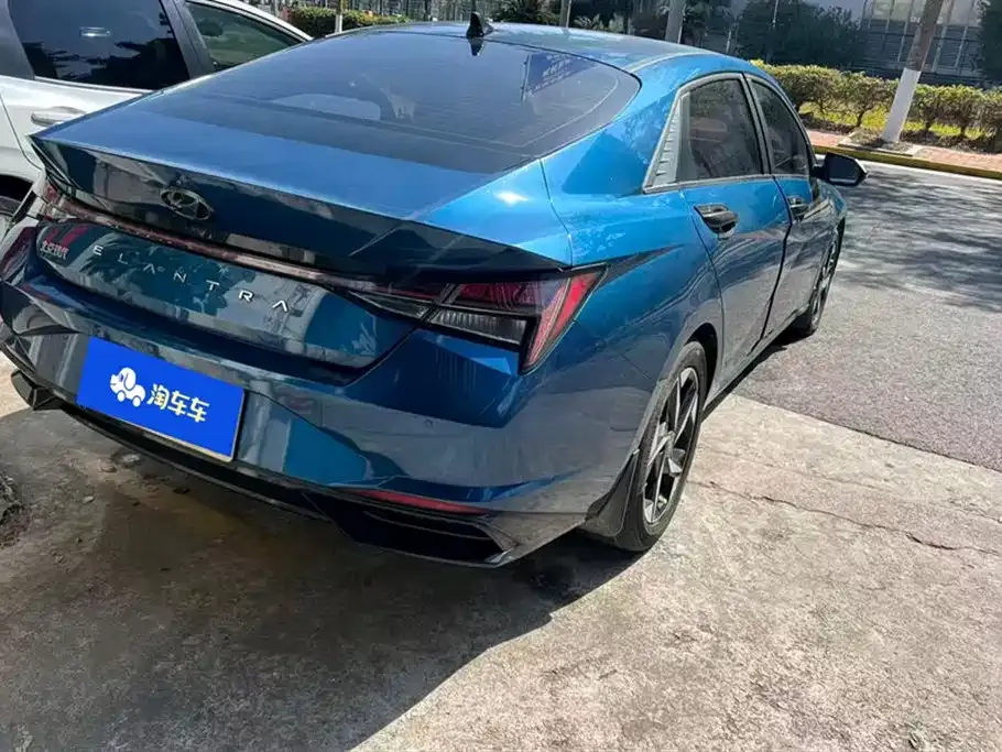 Hyundai Elantra 2022 из CN, фото 10