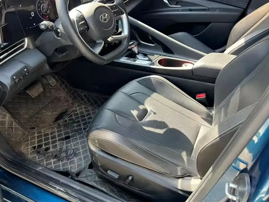 Hyundai Elantra 2022 из CN, фото 8