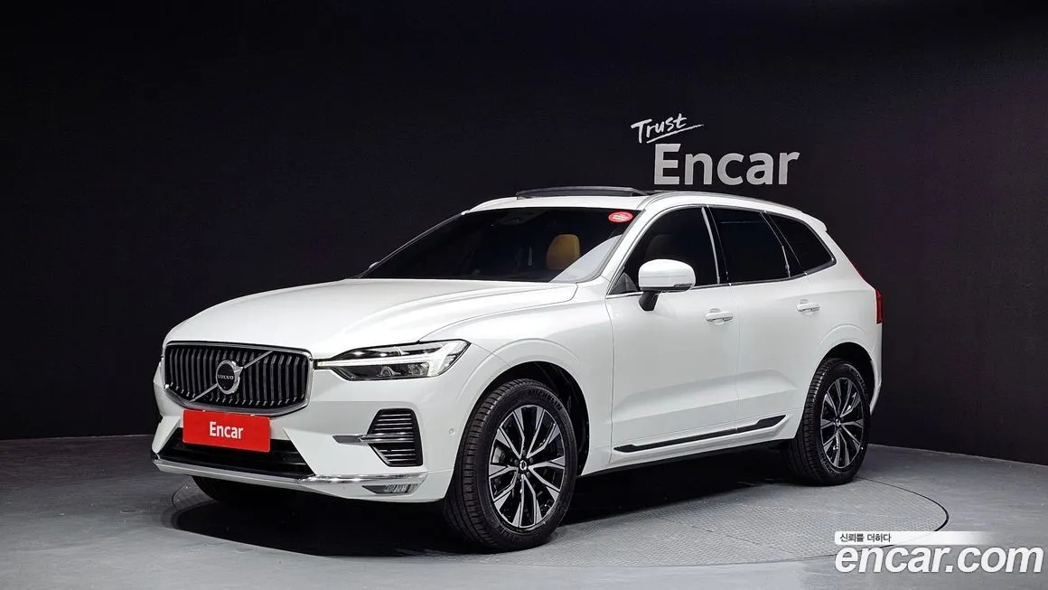 Volvo XC60 — фото 1
