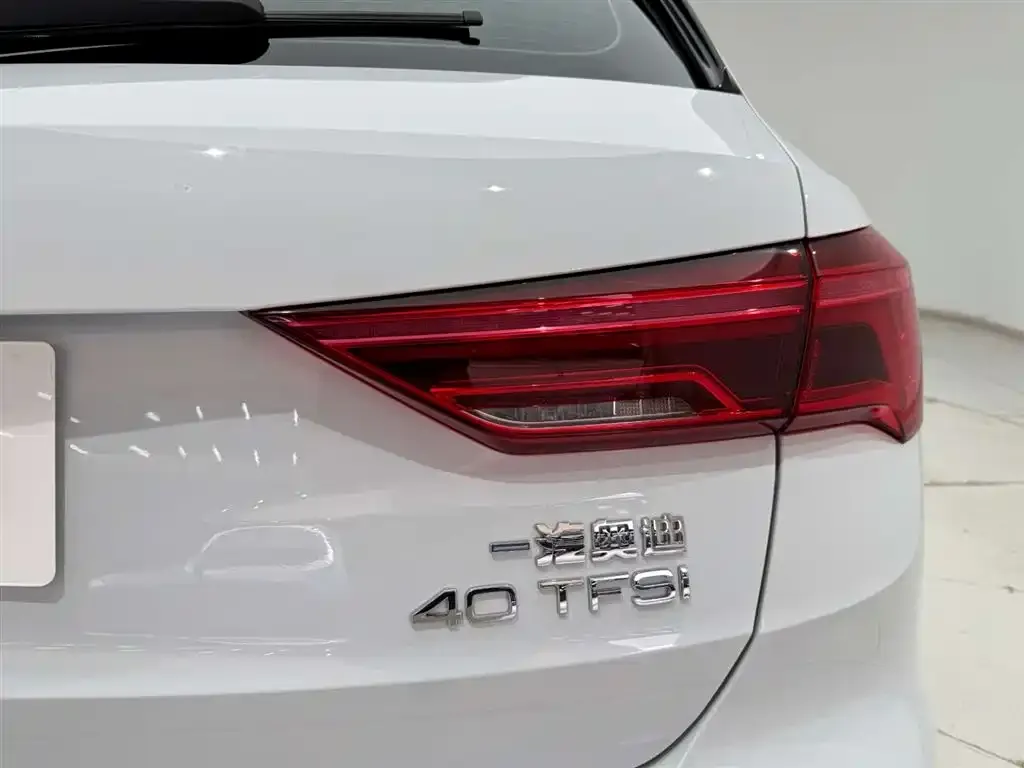 Audi Q3 2021 из CN, фото 10