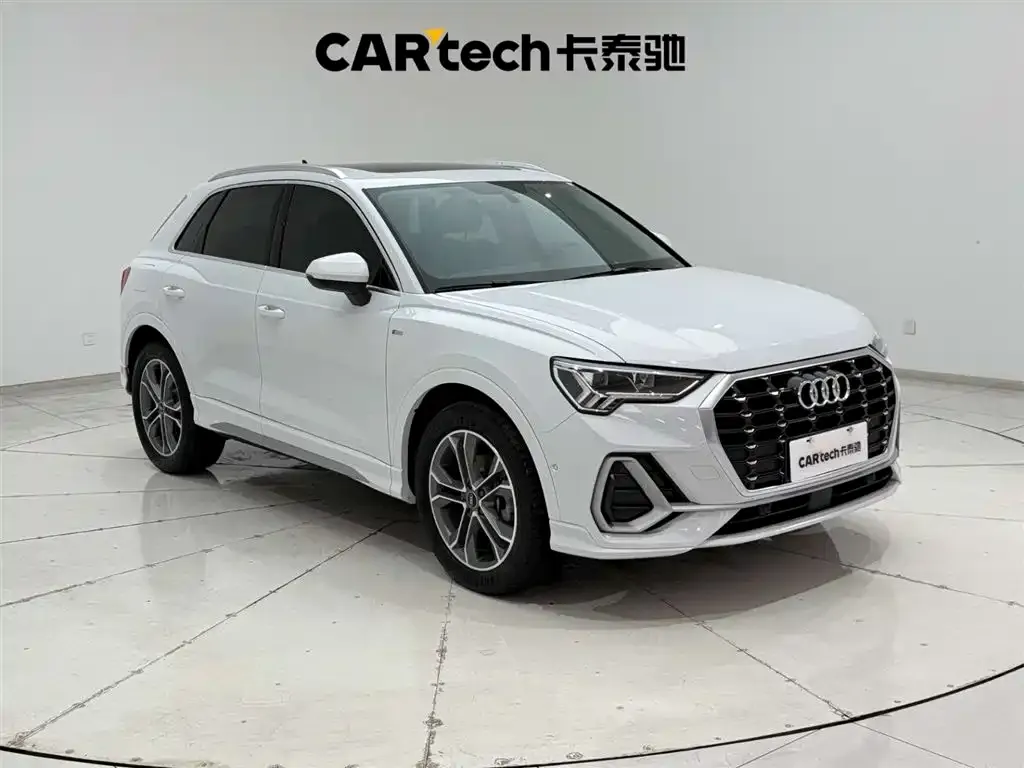 Audi Q3 2021 из CN, фото 4