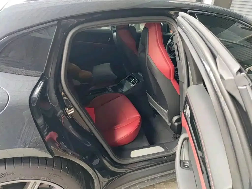 Porsche Panamera 2024 из CN, фото 4