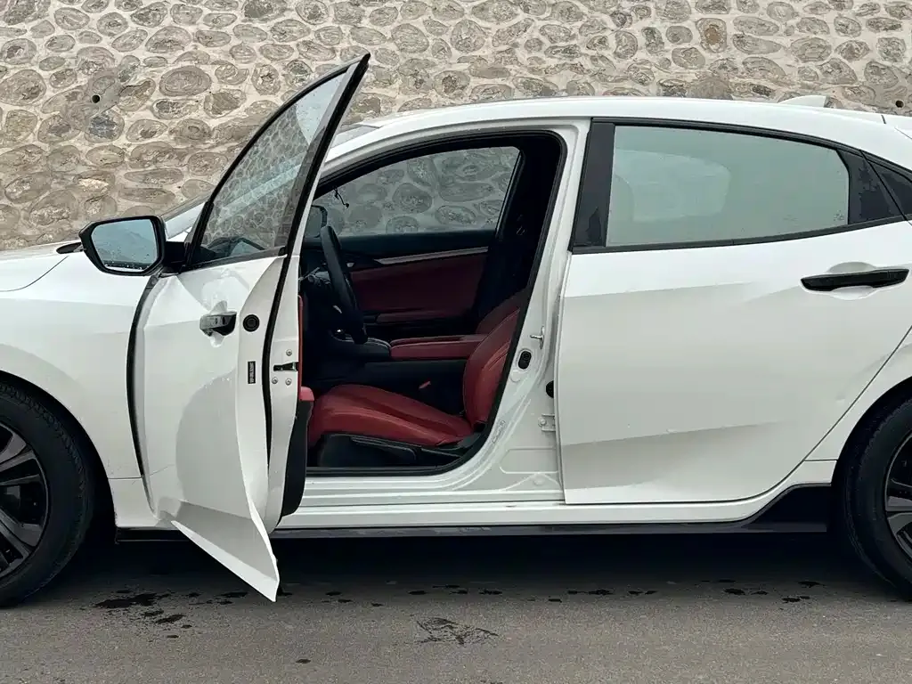 Honda Civic 2022 из CN, фото 4