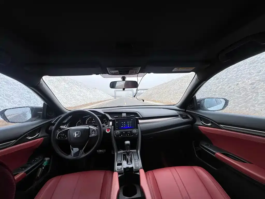 Honda Civic 2022 из CN, фото 8