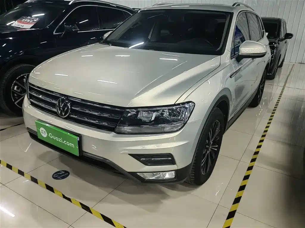 Volkswagen Tiguan L 2021 из CN, фото 9