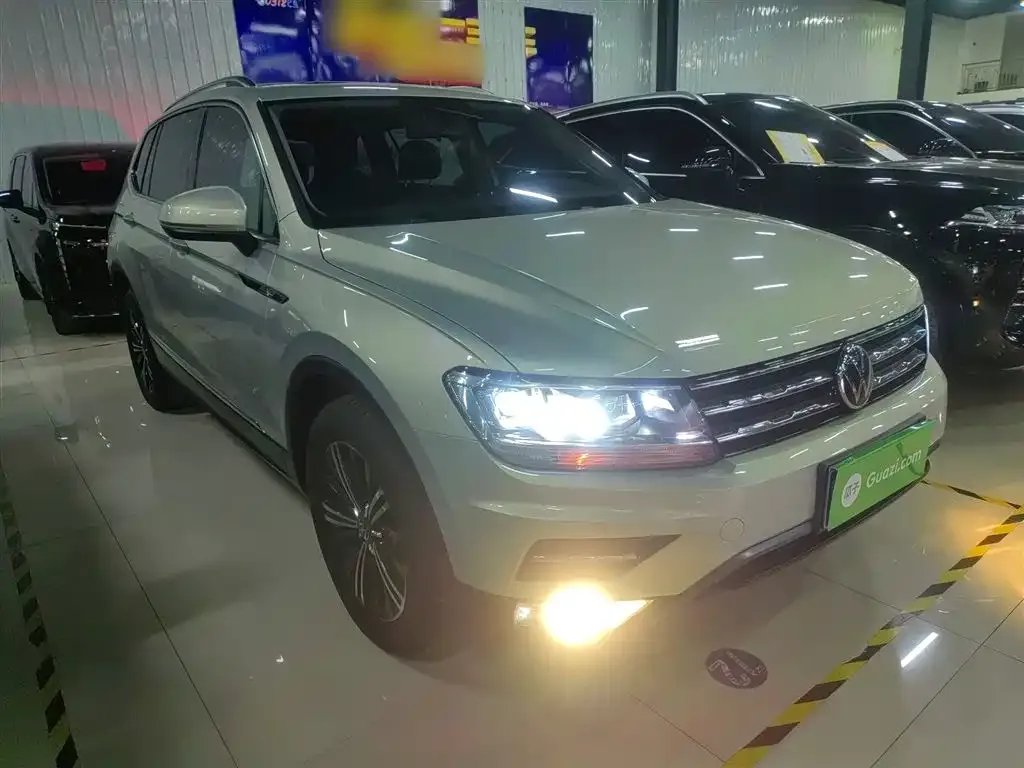 Volkswagen Tiguan L 2021 из CN, фото 7