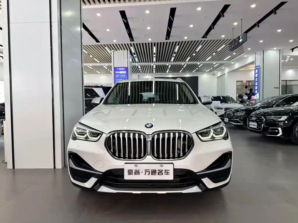 BMW X1 2021 из CN, фото 3