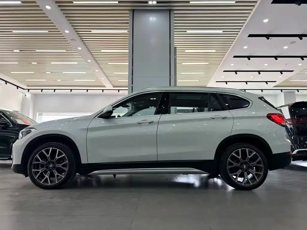 BMW X1 2021 из CN, фото 2
