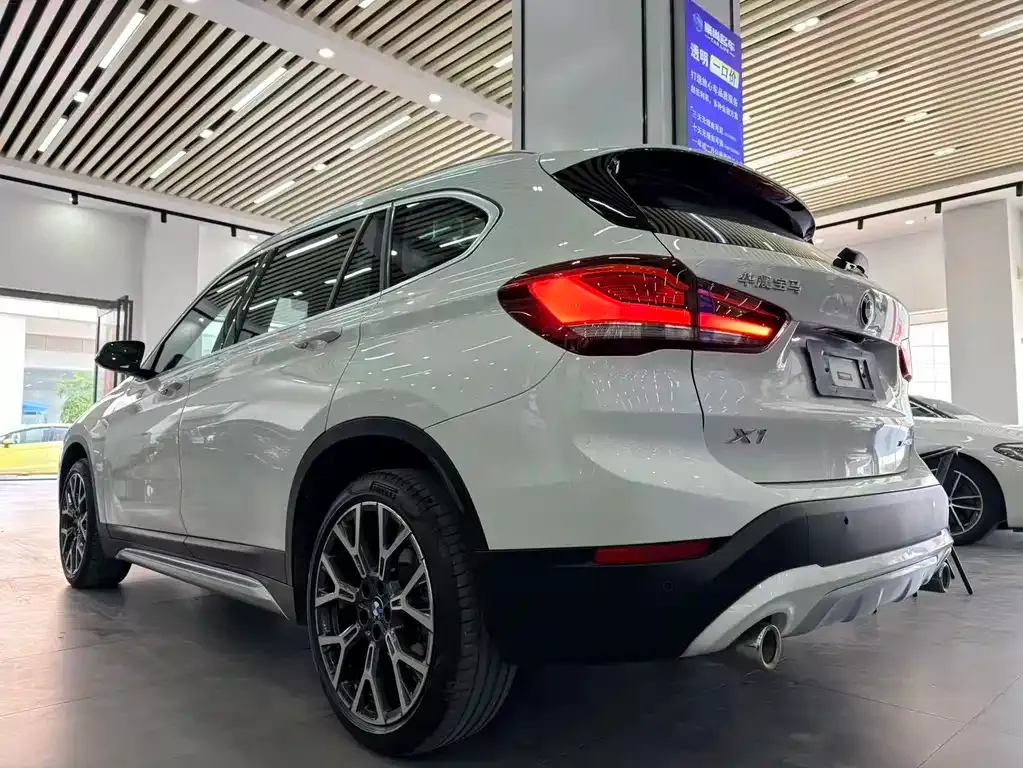 BMW X1 2021 из CN, фото 9