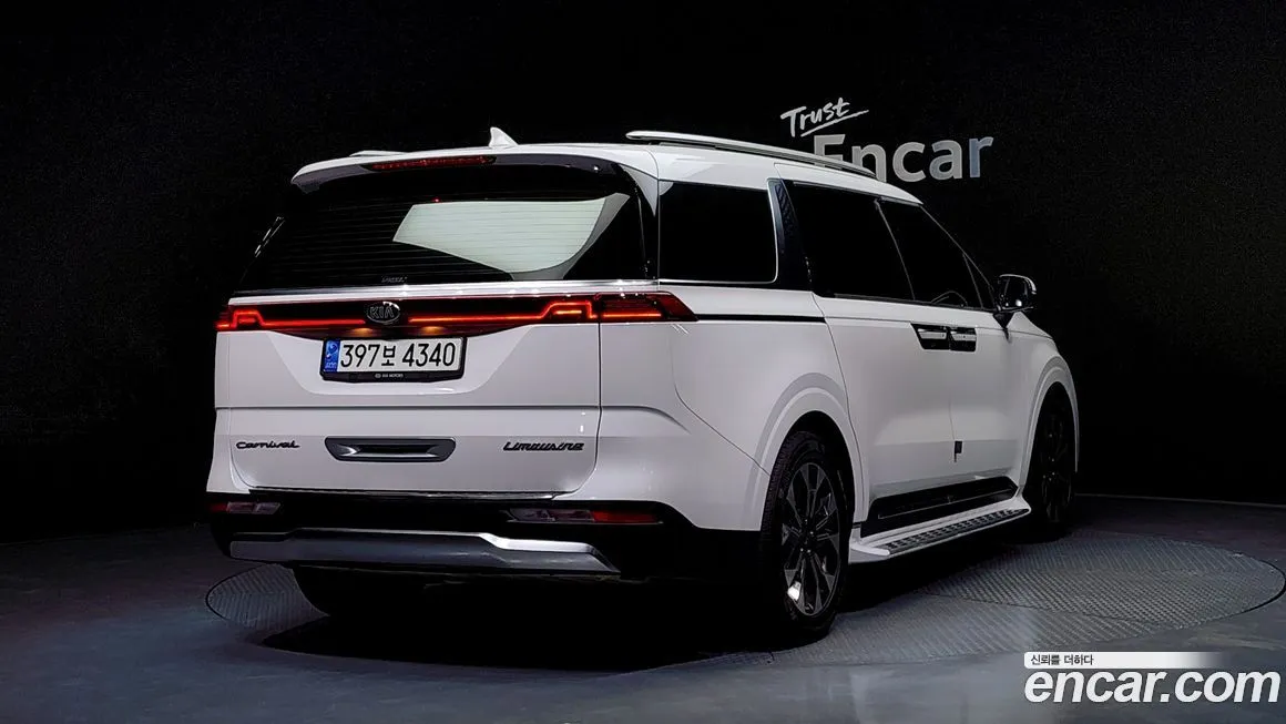 Kia Carnival — фото 2