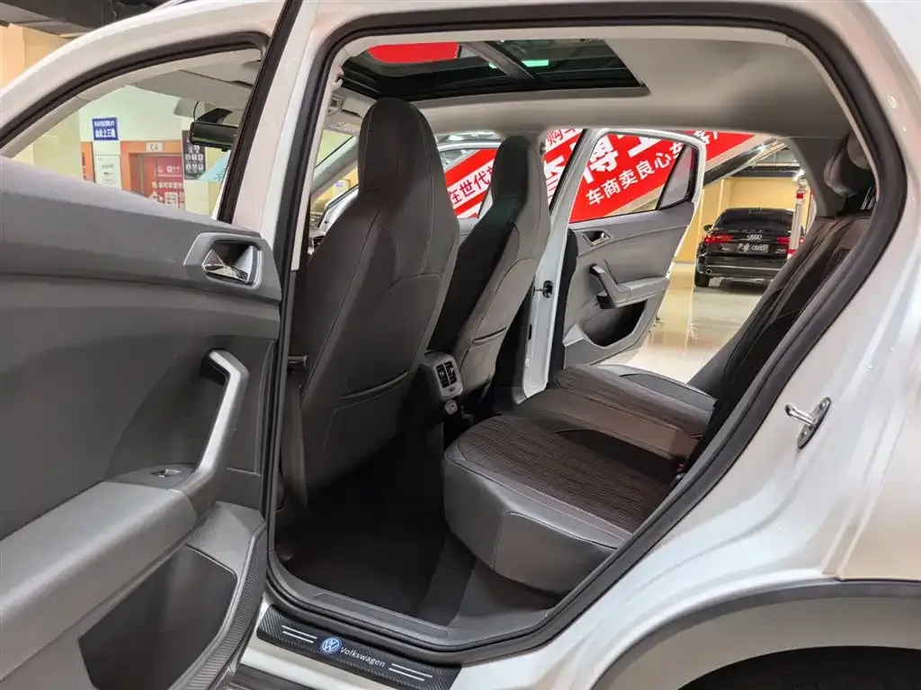 Volkswagen T-Cross 2024 из CN, фото 2
