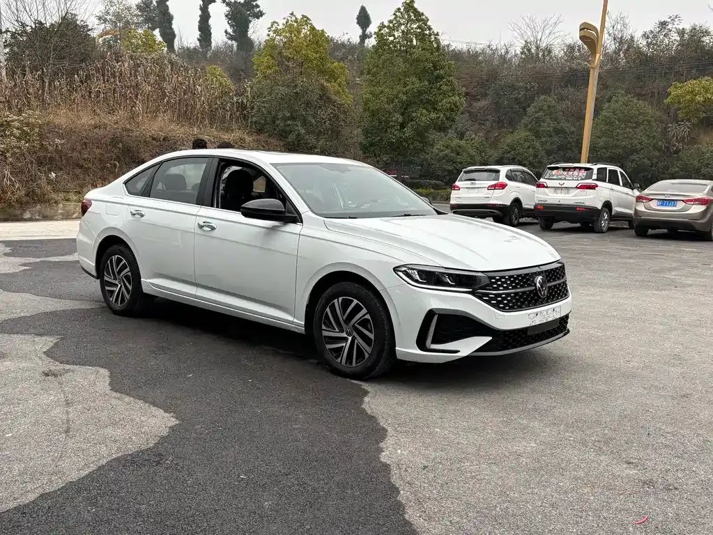 Volkswagen Lavida 2023 из CN, фото 3