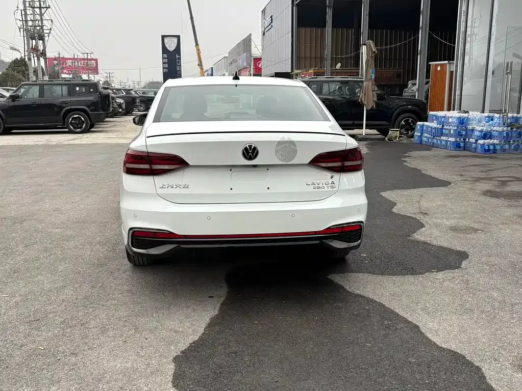 Volkswagen Lavida 2023 из CN, фото 6