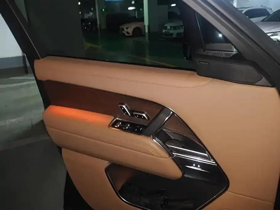 Land Rover Range Rover 2024 из CN, фото 10