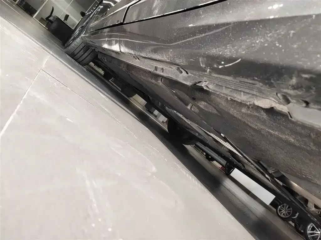 Audi A6L 2023 из CN, фото 10