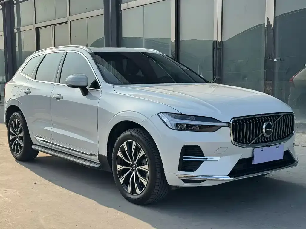 Volvo XC60 2023 из CN, фото 5