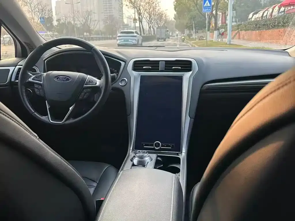 Ford Mondeo 2021 из CN, фото 5