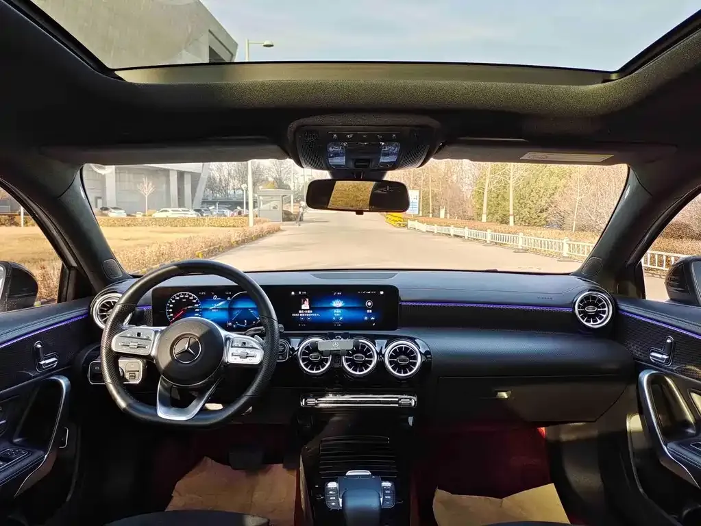 Mercedes-Benz A-Class 2023 из CN, фото 7