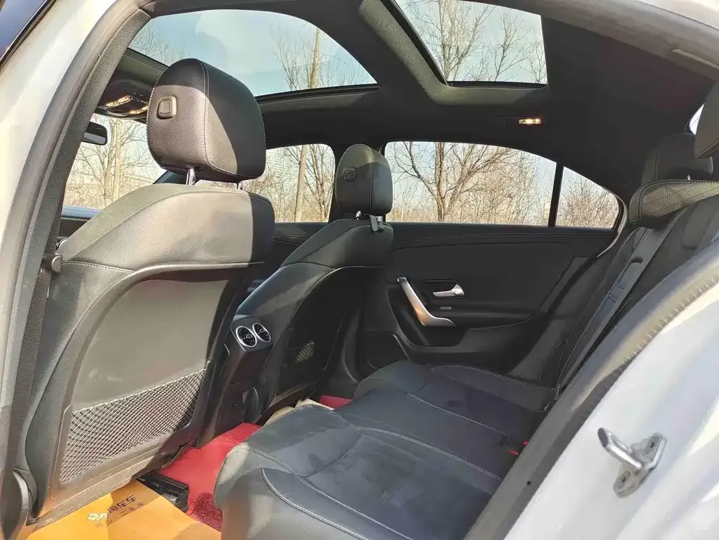 Mercedes-Benz A-Class 2023 из CN, фото 6