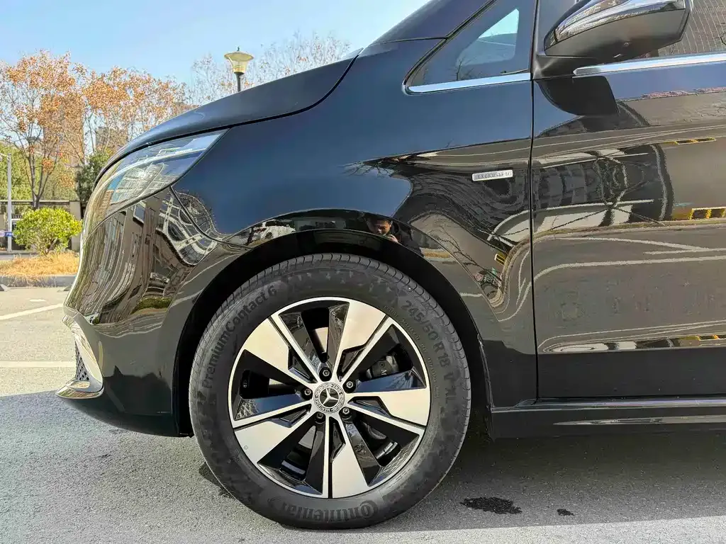 Mercedes-Benz V-Class 2024 из CN, фото 3
