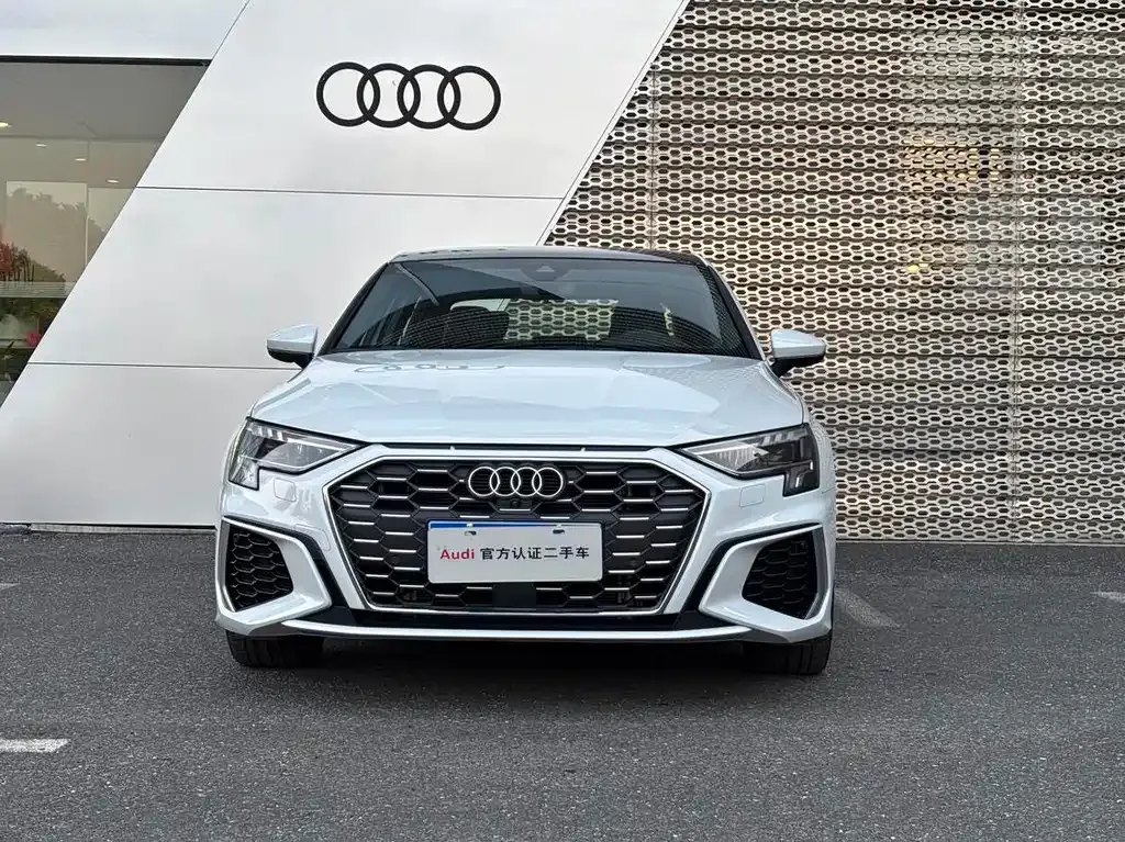 Audi A3 2024 из CN, фото 4