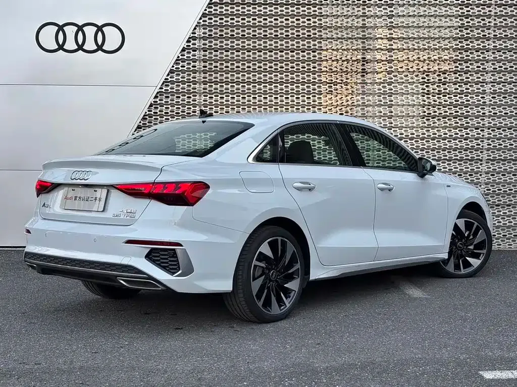 Audi A3 2024 из CN, фото 7