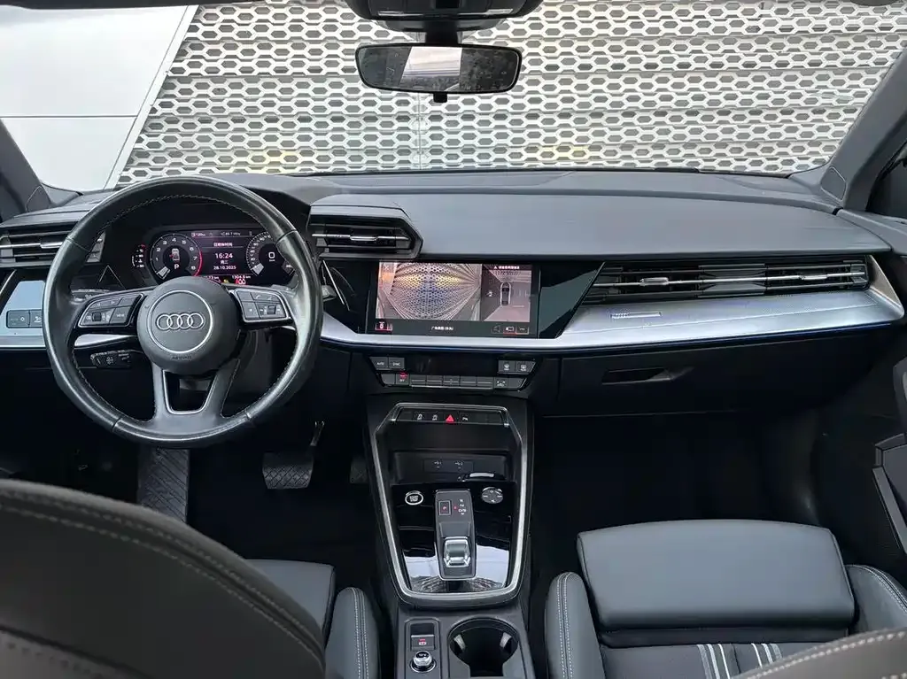 Audi A3 2024 из CN, фото 3
