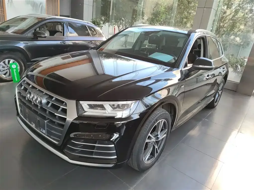 Audi Q5L 2021 из CN, фото 1