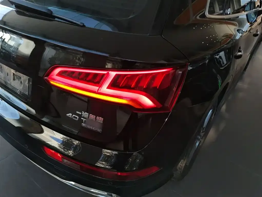 Audi Q5L 2021 из CN, фото 5