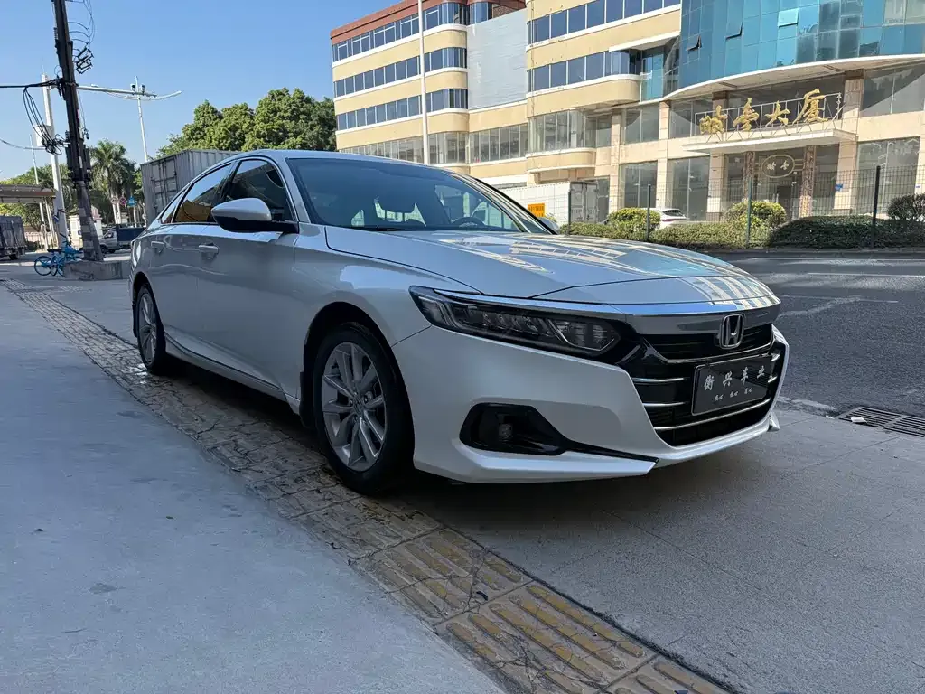 Honda Accord 2023 из CN, фото 3