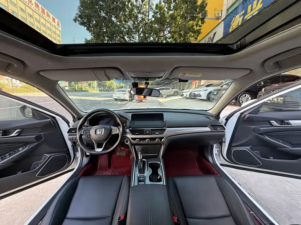 Honda Accord 2023 из CN, фото 9