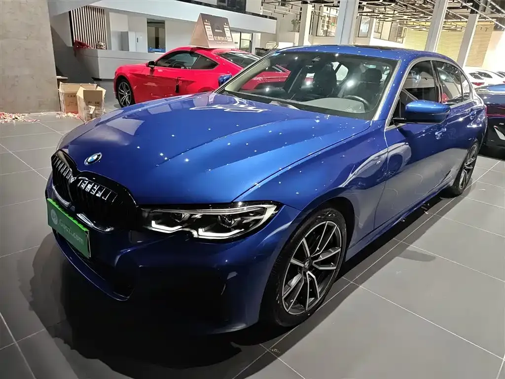 BMW 3 Series 2021 из CN, фото 1